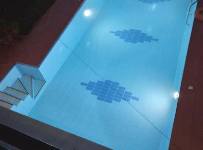 ヴィラ In Panorama, Thessaloniki, With A Swimming Pool. Host: Mr. George *