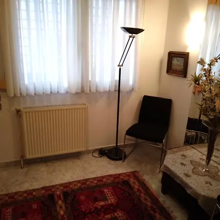 Villa In Panorama, Thessaloniki, With A Swimming Pool. Host: Mr. George *