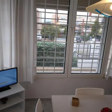Villa In Panorama, Thessaloniki, With A Swimming Pool. Host: Mr. George