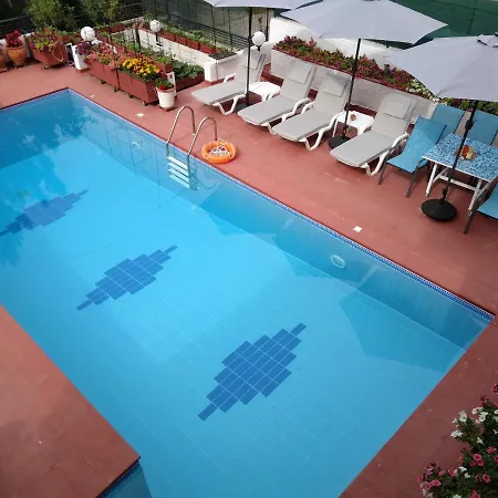 Villa In Panorama, Thessaloniki, With A Swimming Pool. Host: Mr. George